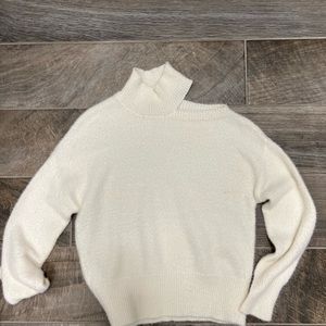 Jessica Simpson high neck with slit